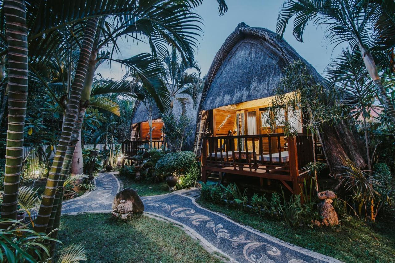 Alam Nusa Bungalow Huts & Spa Lembongan Exterior foto