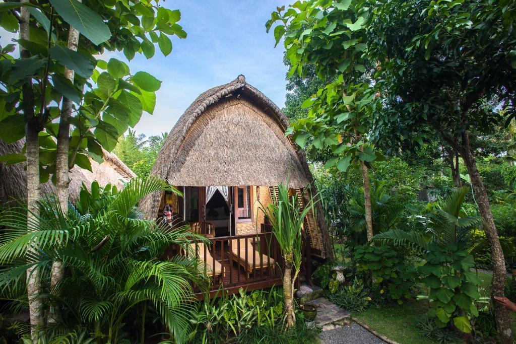 Alam Nusa Bungalow Huts & Spa Lembongan Exterior foto